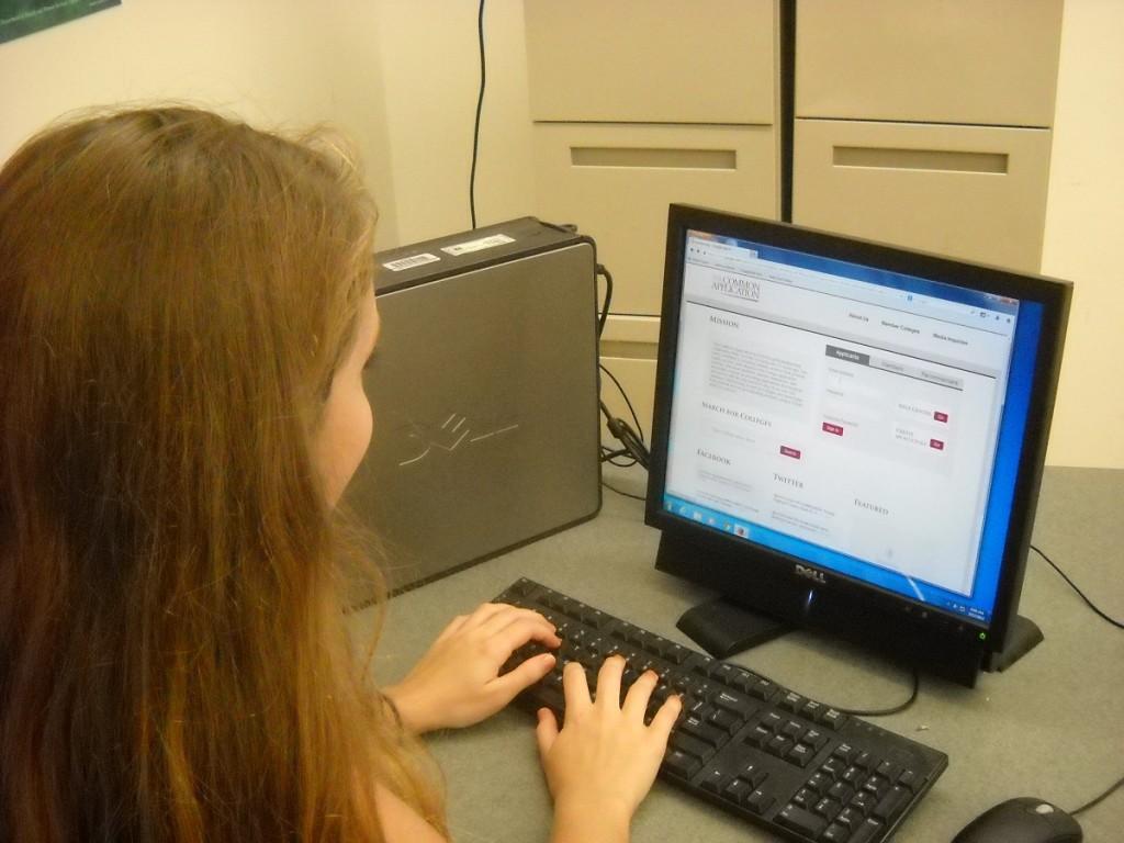 Brooke Finocchiaro gets ready for upcoming deadlines. She worked hard on common app, as she prepared to send it to many of the schools she is applying. 