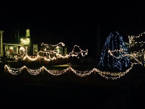 Wickford Village lights up to kickstart the Holiday Season