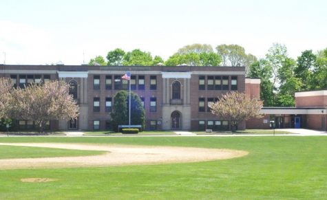 Dr. Auger Proposes Construction of New Middle School, Tearing Down of WMS
